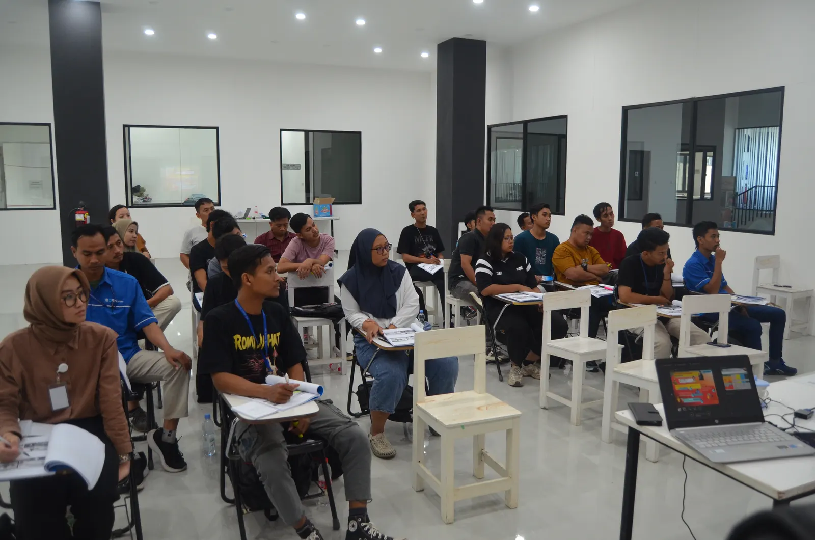 Pelatihan & Sertifikasi Pengawas K3 Laboratorium PENA Consultant